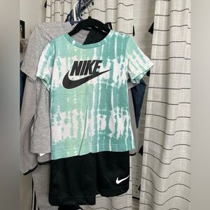 Used- Grey and highlighter yellowish/green: Nike short and short sleeve set